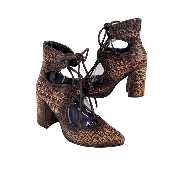 Freebird Joyce Booties 8 - Picture 10 of 10